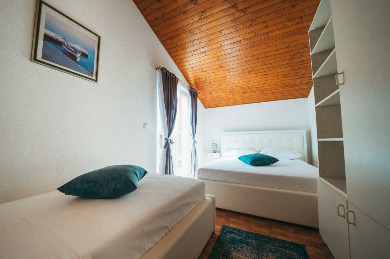 Apartments Juric Celina Bagian luar foto